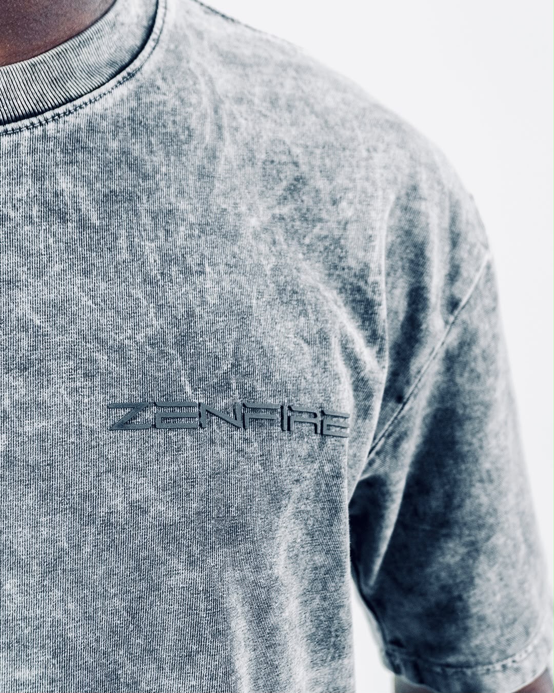 Camiseta Semi-Oversize Evermoving 1%